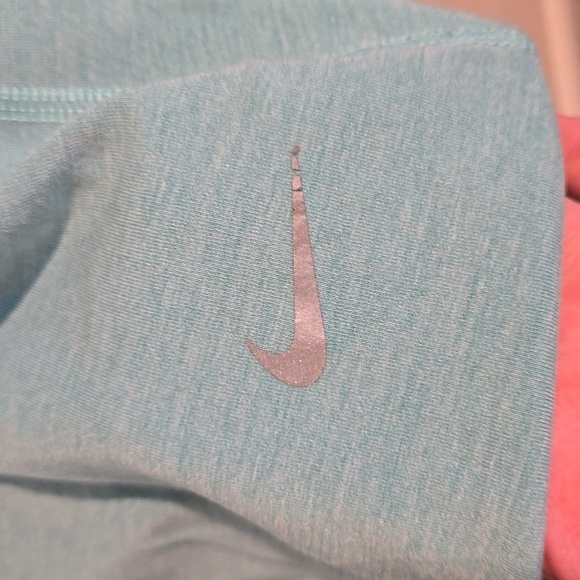 Nike Dri-FIT Light Blue Performance Shirt - Picture 2 of 3